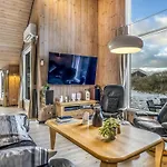 Iida - 100m From The Sea By Interhome *