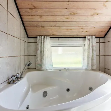 Holiday home Iida - 100m From The Sea In Nw Jutland By Interhome Lokken